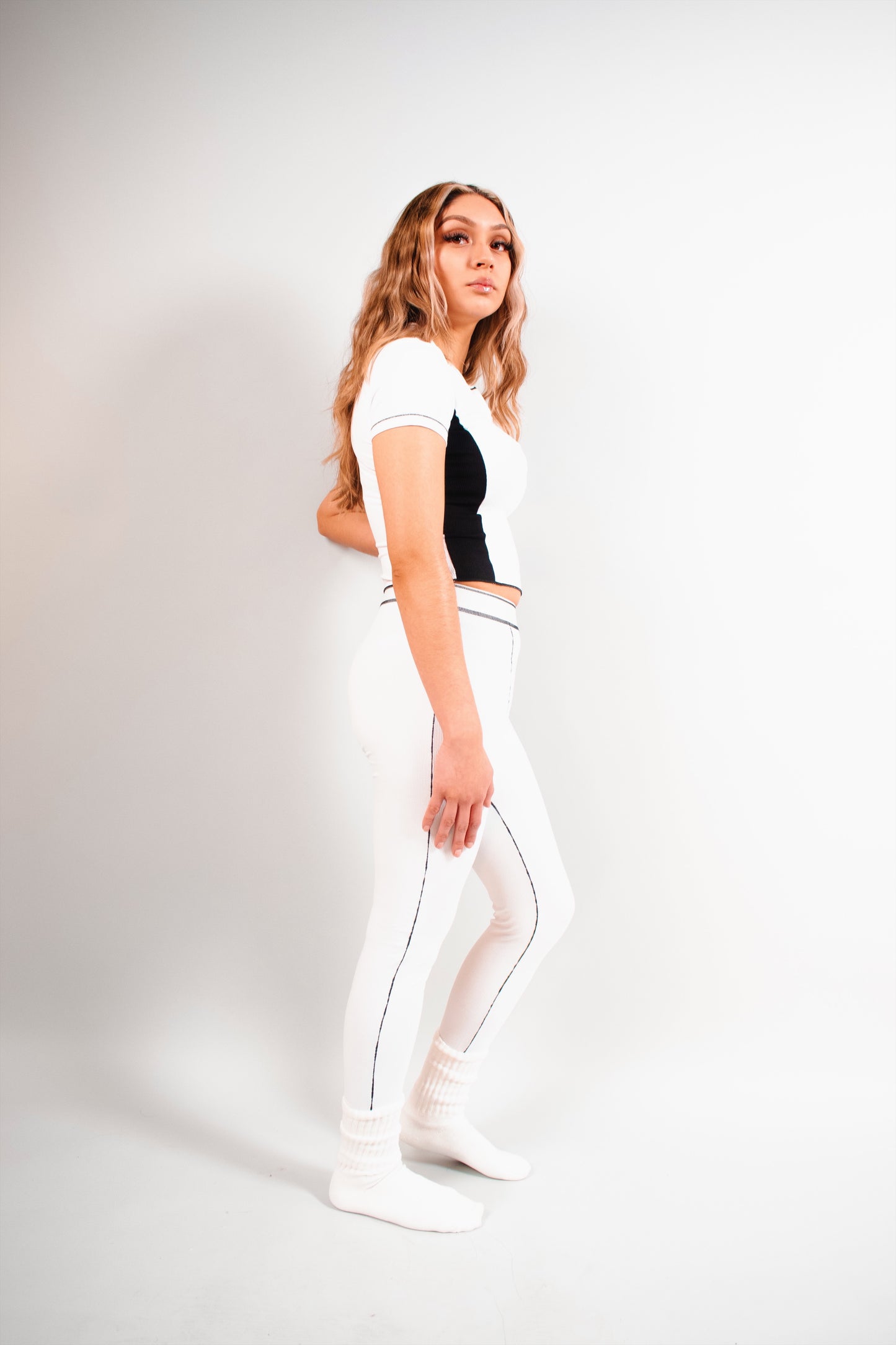 Kkila "White & Black" Legging Set